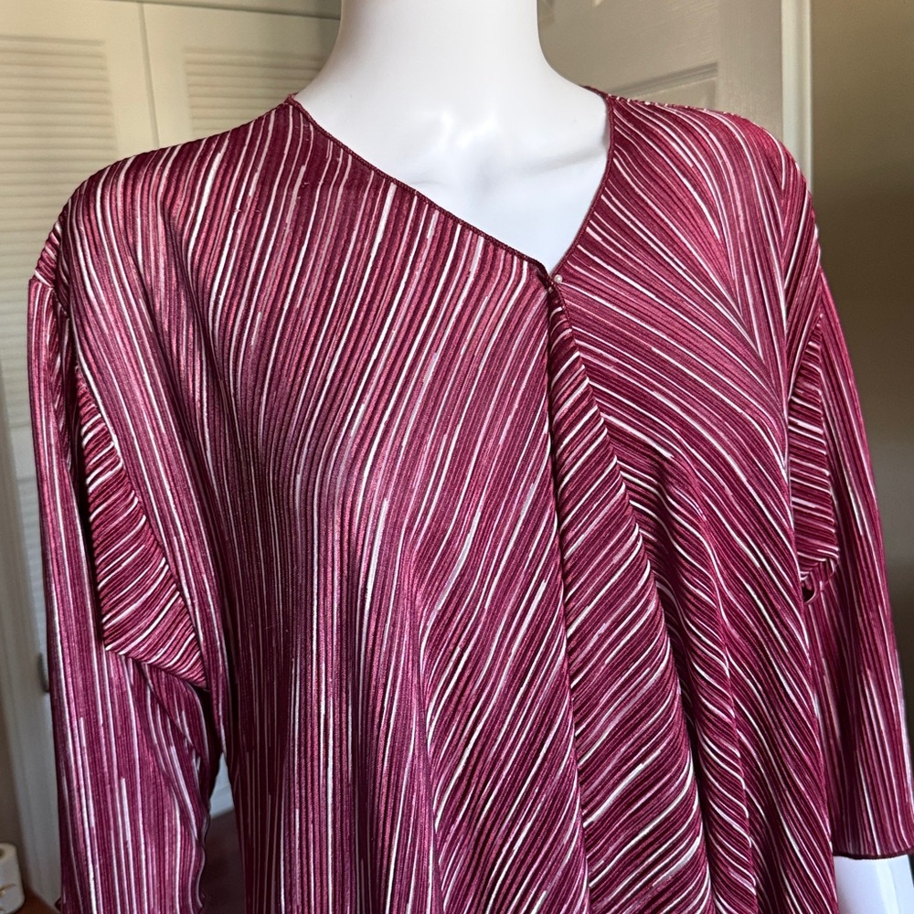 LuLaRoe New Kimono Marion Pink - Picture 5 of 9